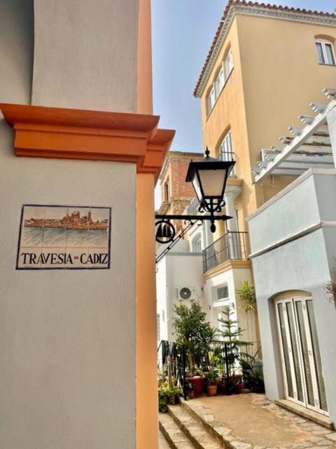 Gatu Sherry, Junto Puerto Deportivo Y Playa " Preferente Mayores De 25 Anos Y Familias " Эль-Пуэрто-де-Санта-Мария Экстерьер фото